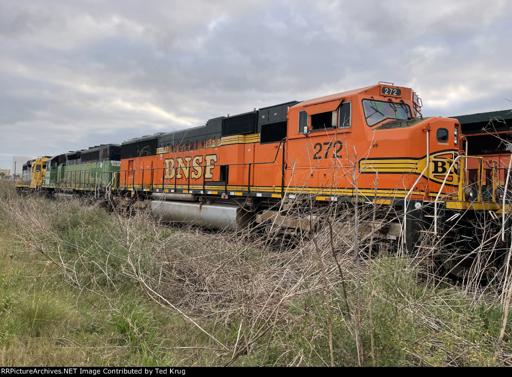 BNSF 272